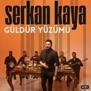 دانلود آهنگ Serkan Kaya Güldür Yüzümü + ترجمه