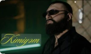 ترجمه آهنگ Miro Kimiyəm