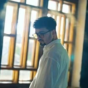 دانلود آهنگ Alican Reqib + ترجمه