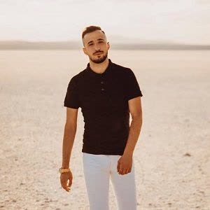 دانلود آهنگ Onur Bayraktar Bir Güzele Gönül Verdim + ترجمه